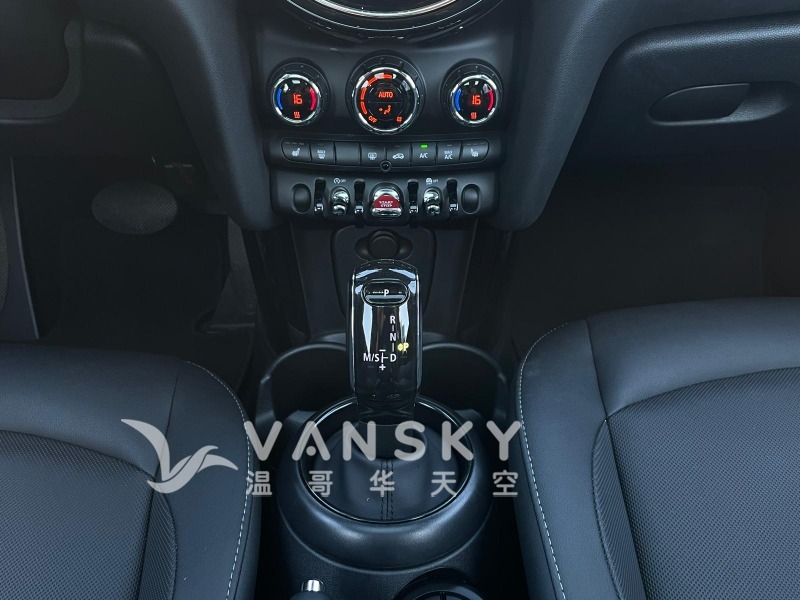 250924125338_2024 Mini Cooper 21.jpeg